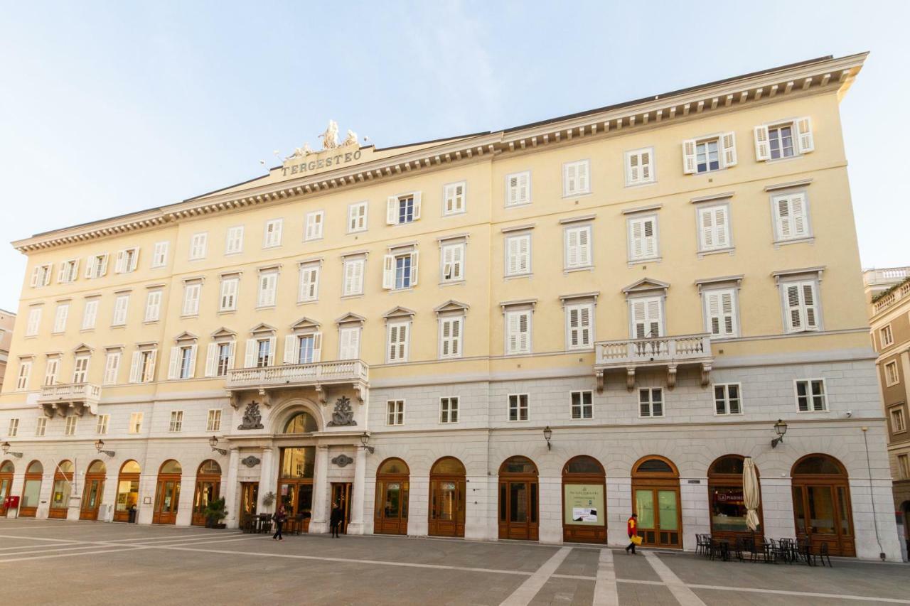 Tergesteo Palace Suite Trieste Exteriör bild